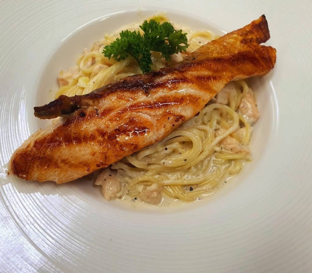 Khun Rose Cuisine (Pattaya) Sharing Set for 3 People