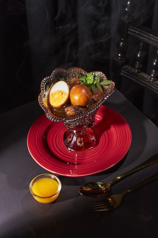 PING PIMAN Amdaeng by NJOY Prestige Hotel Sharing Set for 2 People