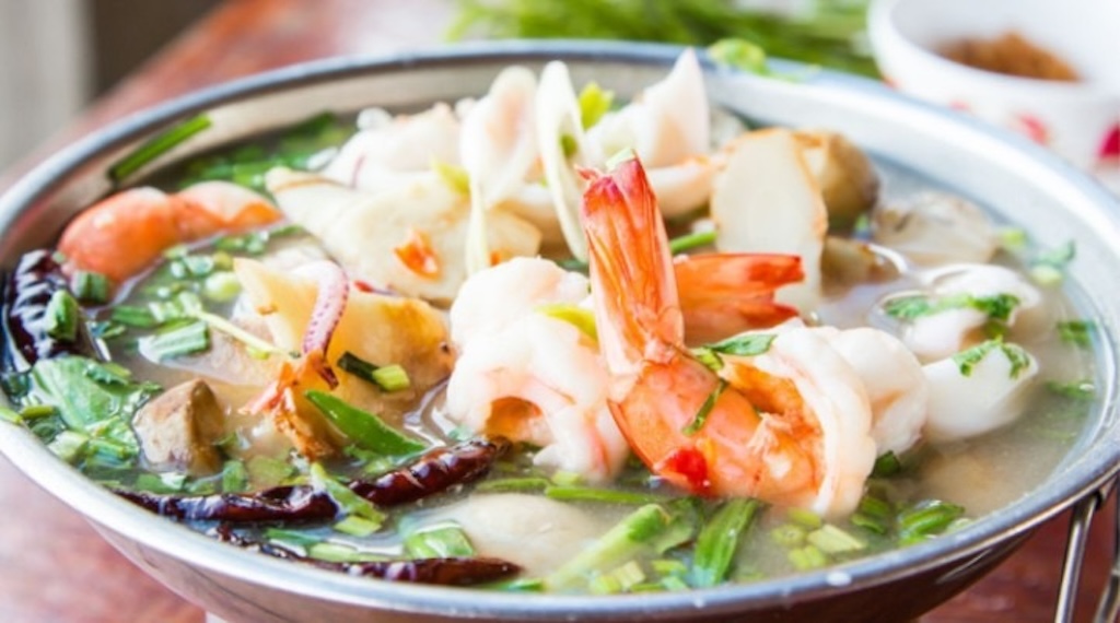 Trump Bar and Bistro Sharing Set for 4 People