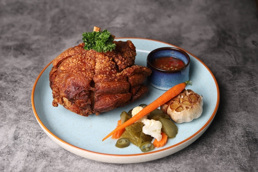 CoCo Chaophraya Sharing Set for 2 People