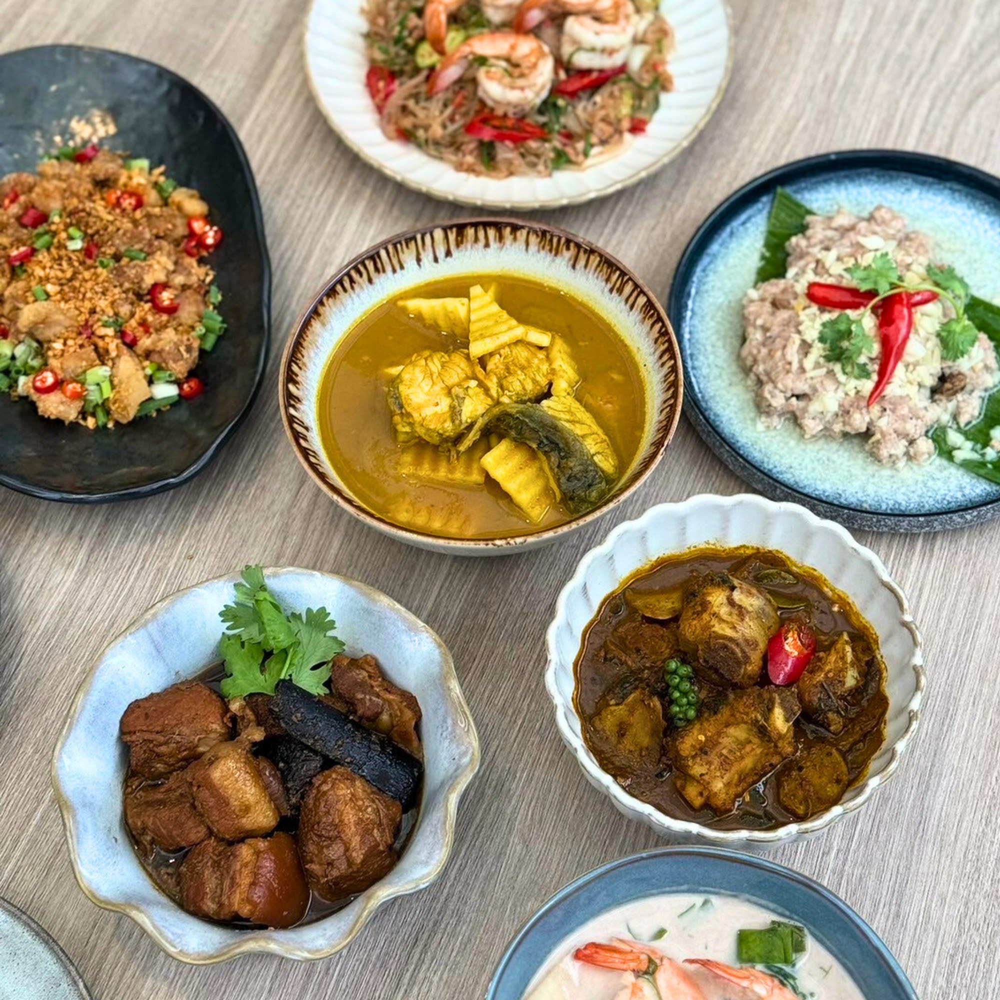 Thong Dang Southern Thai Cuisine  Sharing Set for 3 People