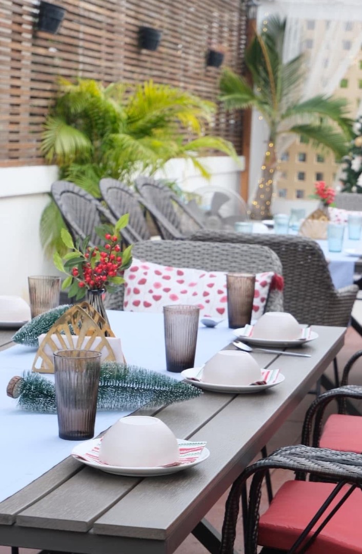 Micasa Bar & Restaurant Sip & Dine for 2 People