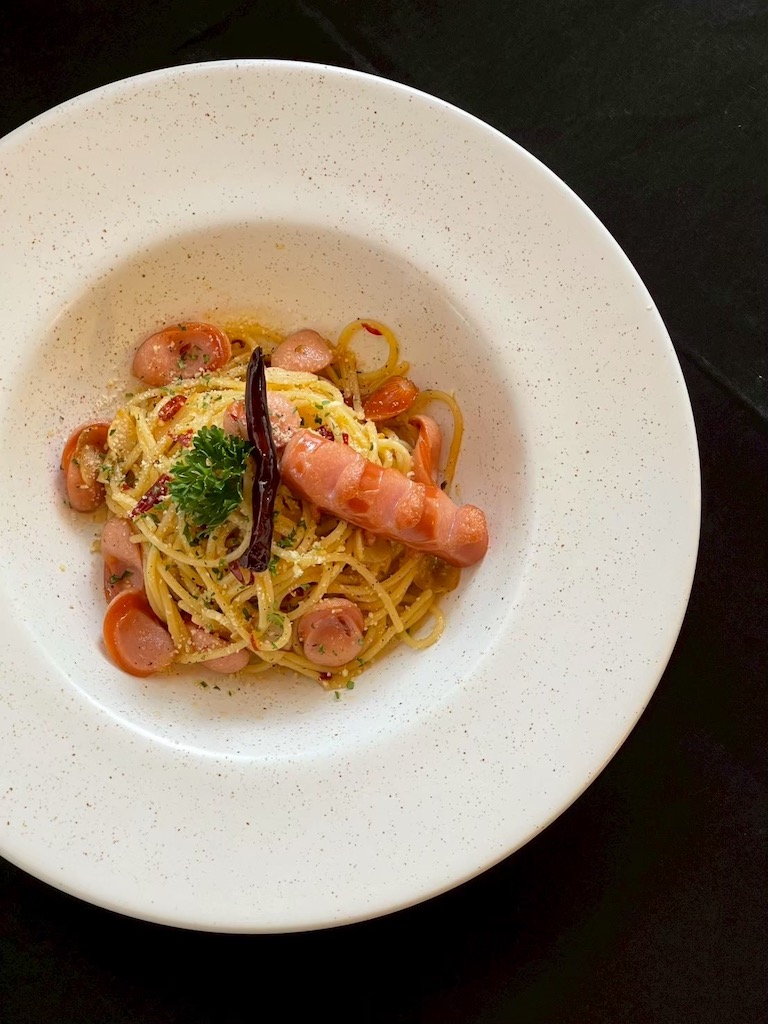 Shabeebee House  Sharing Set for 2 People