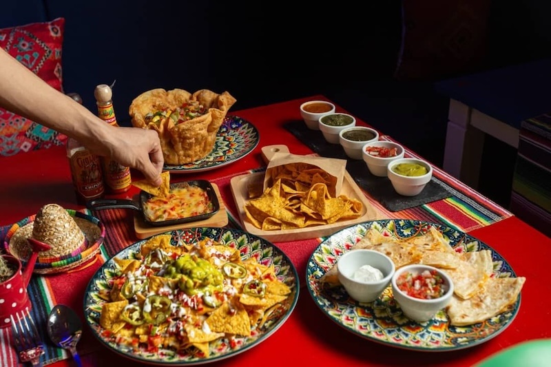 Buenos Mexican Restaurant Sharing Set for 4 People
