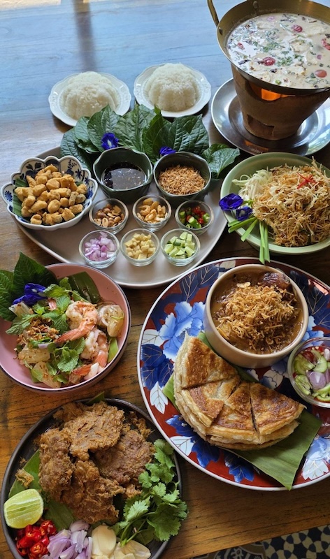 Baanbusaya Restaurant (Nakhon Pathom) Sharing Set for 4 People