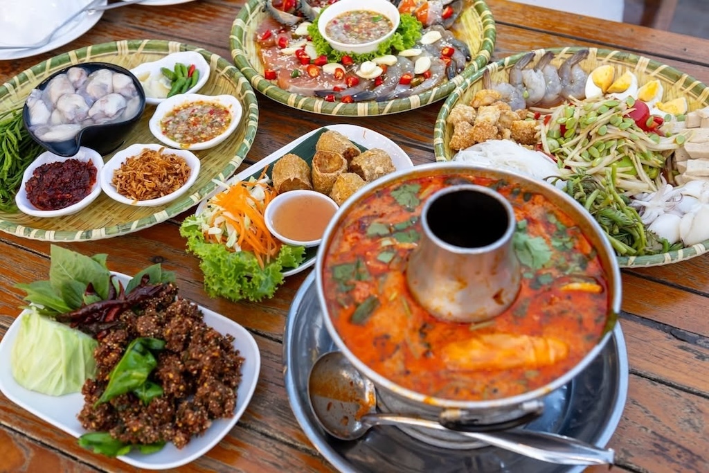 Tum Krachud Ayutthaya Sharing Set for 3 People