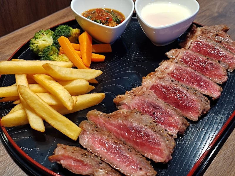 Tokyo kushiyaki lzakaya & Bar Sharing Set for 4 People