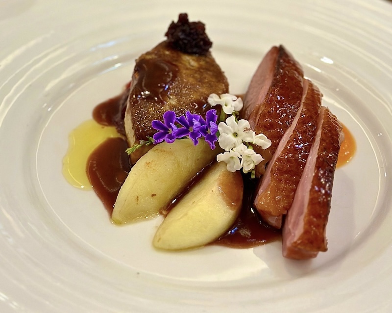 Amano Steak & Wine Sharing Set for 4 People