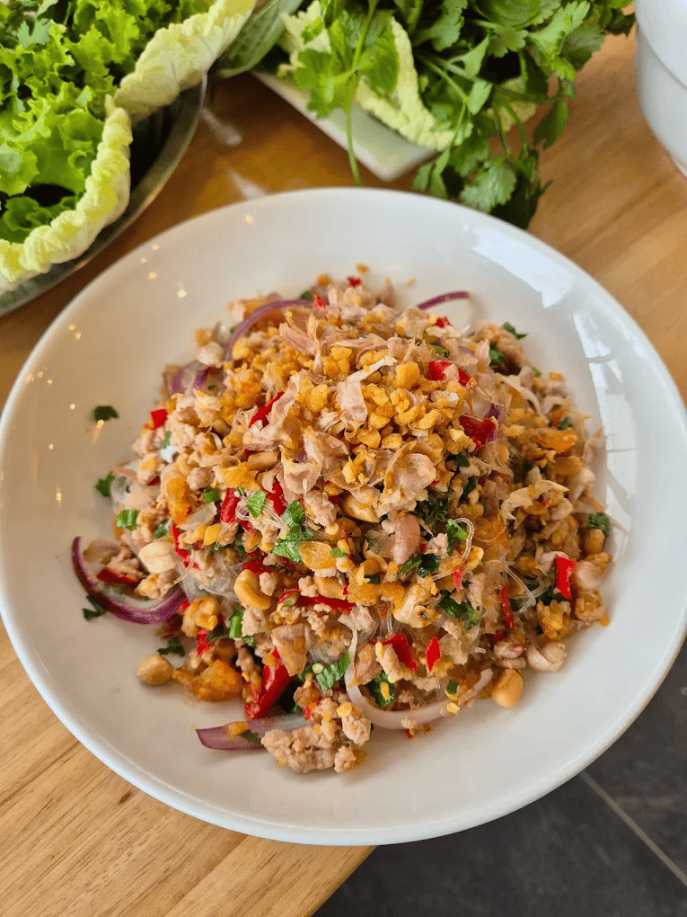 TUM PAK PERT (Phra Ram 9) Sharing Set for 2 People