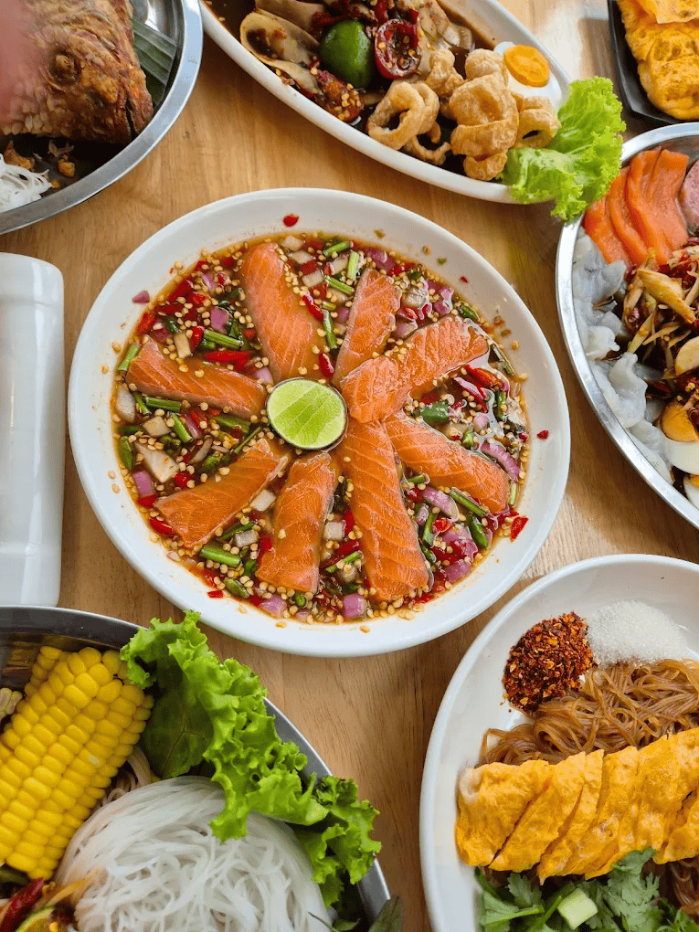 TUM PAK PERT (Phra Ram 9) Sharing Set for 4 People