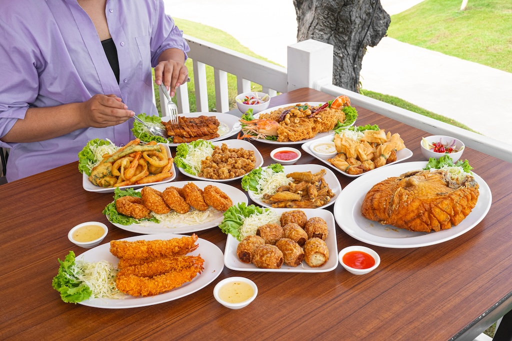 Krua Ban Pa Boon 3 (Sriracha) Sharing Set for 6 People (Fri-Sun)