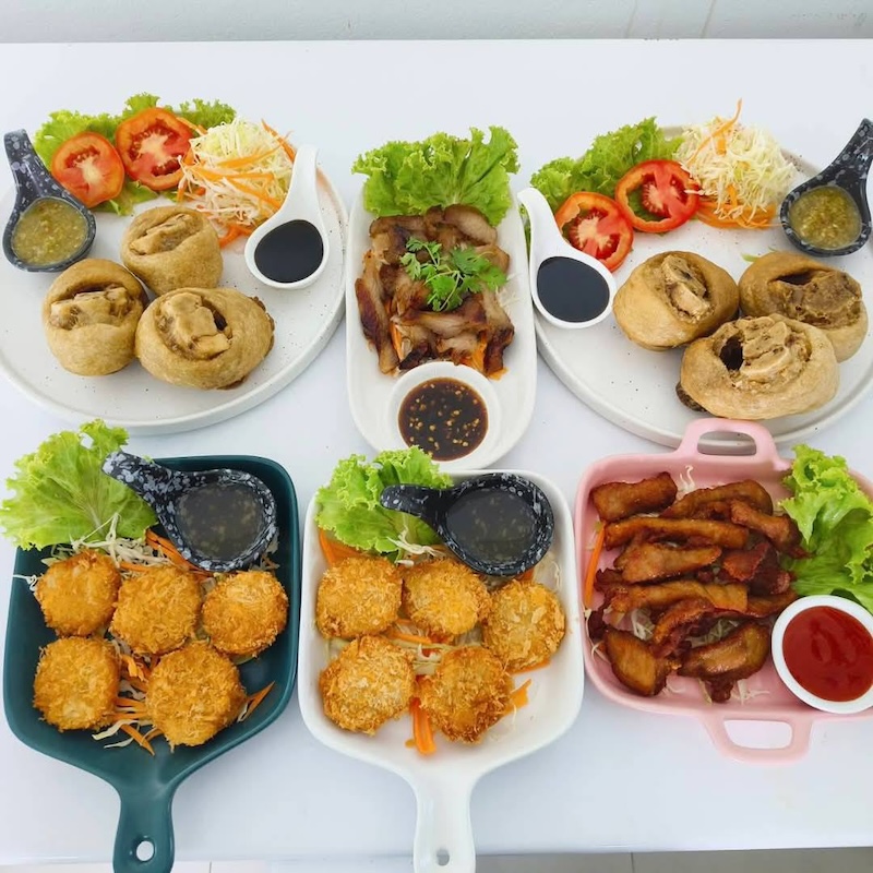 Niwa Cafe By Rangnok Land Sharing Set for 3 People