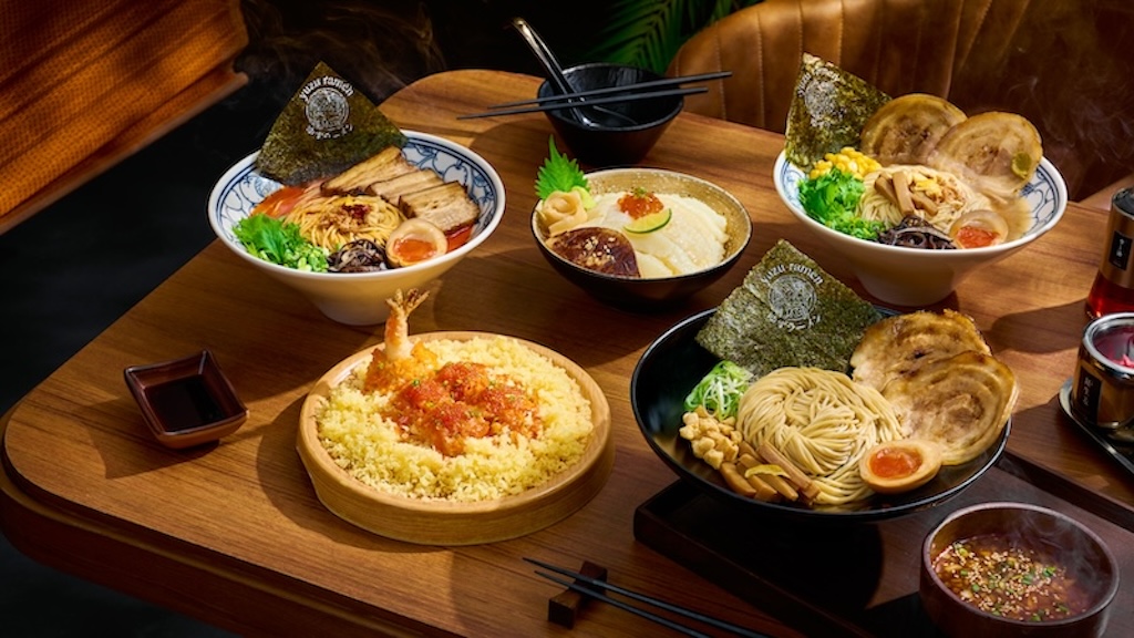 Yuzu Ramen ゆずラーメン - Siam Square Soi 3 Sharing Set for 3 People