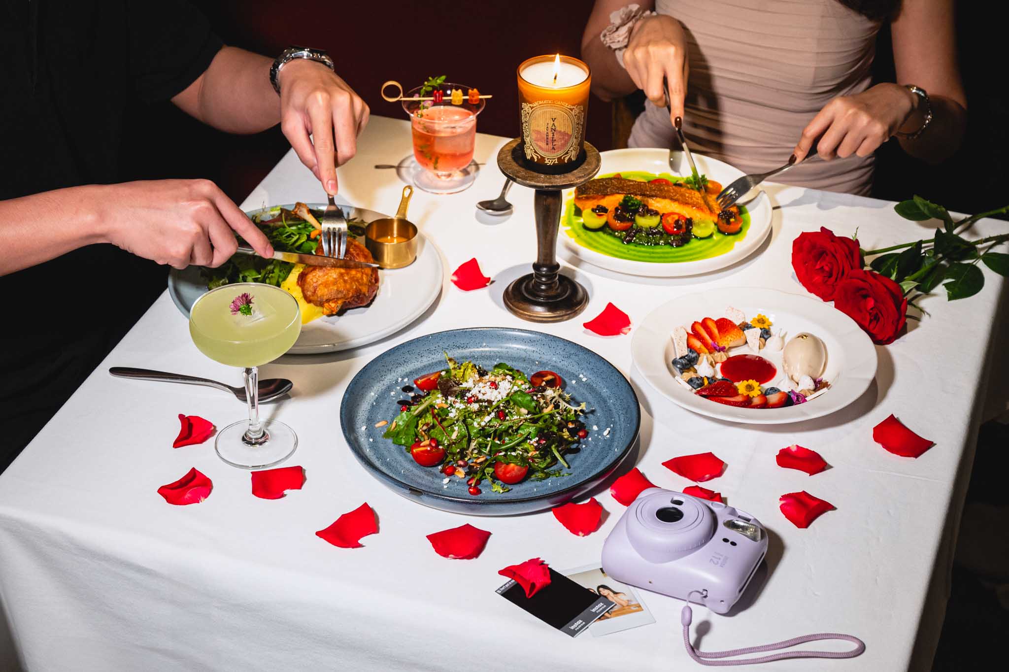 Shaloba Eatery   Festive Floral Holiday 3-Course Christmas Dinner (1-31 Dec 2025)