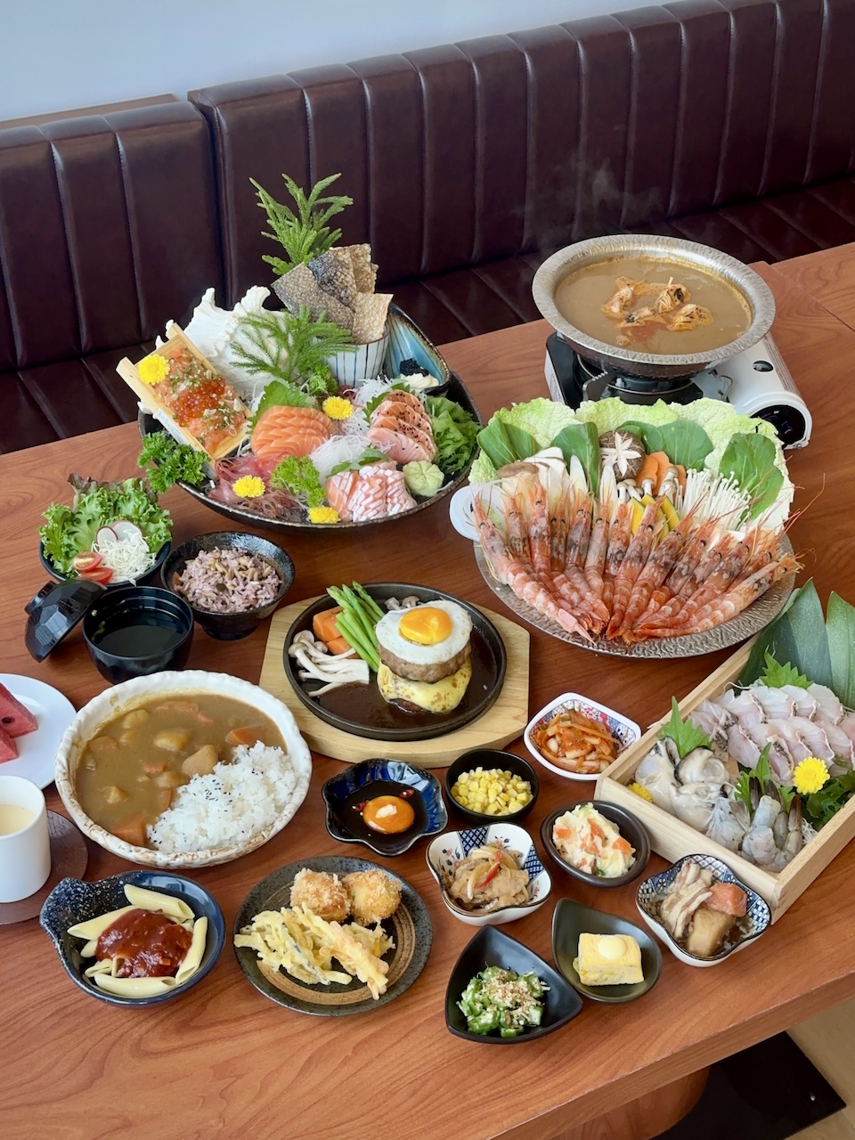 Yurijin Izakaya & Japanese Dining Ratchada Sharing Set for 4 People