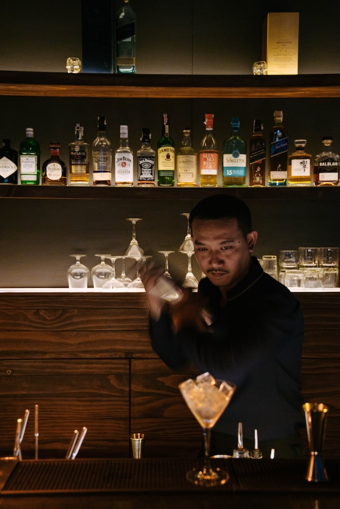 อะไรซ์ รูฟท็อป บาร์ แอท อมานอร์ โฮเทล เชียงใหม่ Sharing Set for 2 People