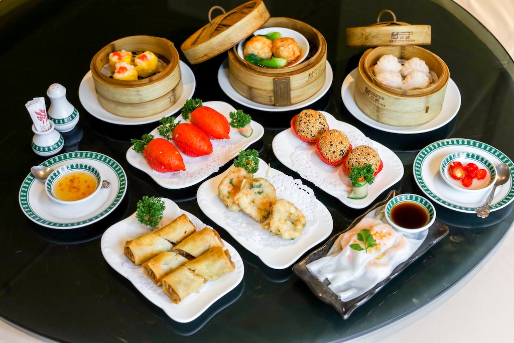 Royal Kitchen Thonglor Sharing Set for 3 People