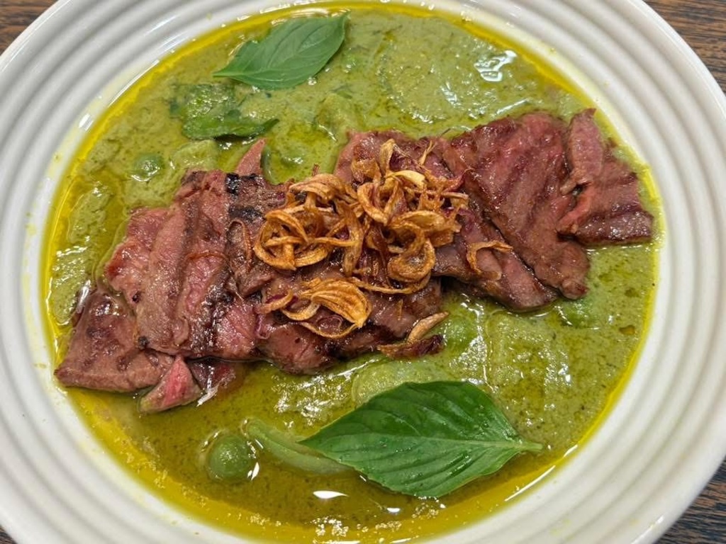 Jaan Joor (Chiang Mai) Sharing Set for 3 People