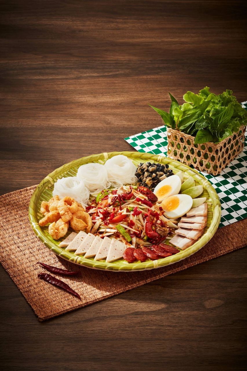 Krua Muang Ve Lao Yuan at Robinson Lifestyle Srisamarn Sharing Set for 2 People