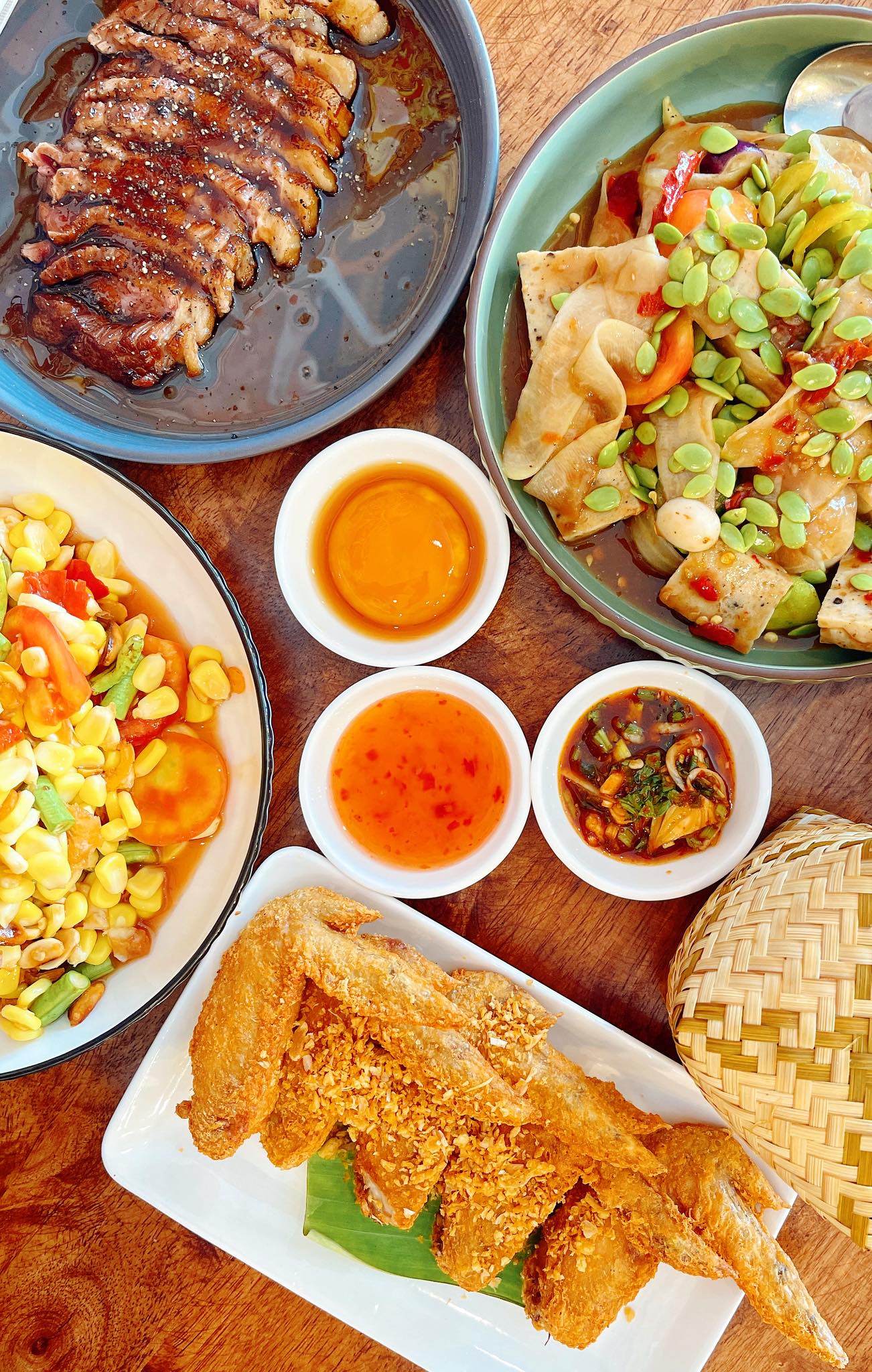 Nua Non Sharing Set for 4 People