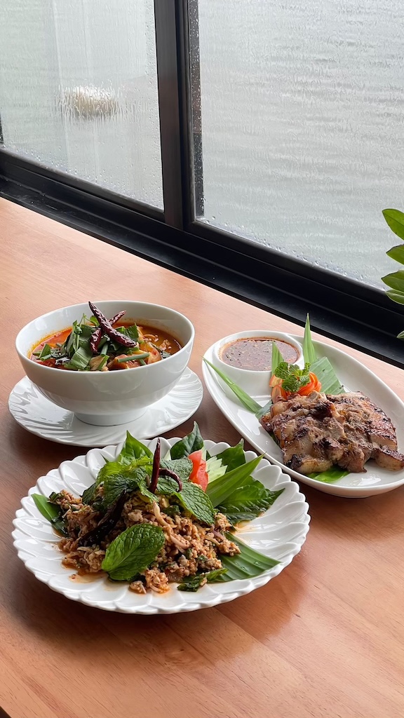 Romdee Cafe by Tarn Tara Spa (Phuket) Sharing Set for 4 People