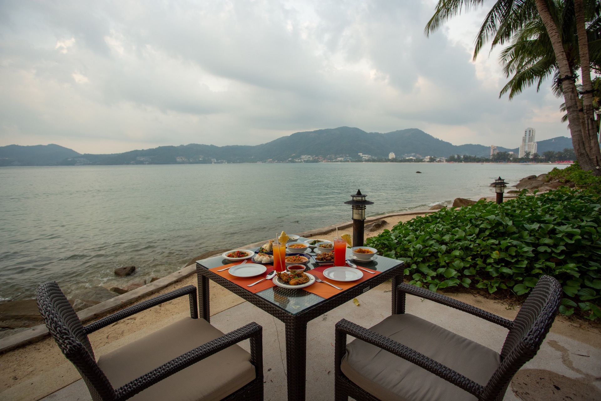 ริมทะเล @ Amari Patong Phuket (ภูเก็ต) Phuketian Flavours