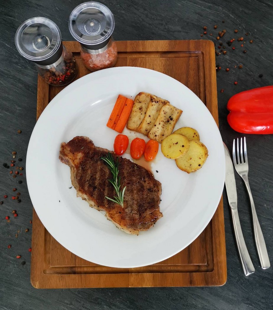 ออคโตสไปเดอร์ (ราชบุรี) Sharing Set for 2 Persons