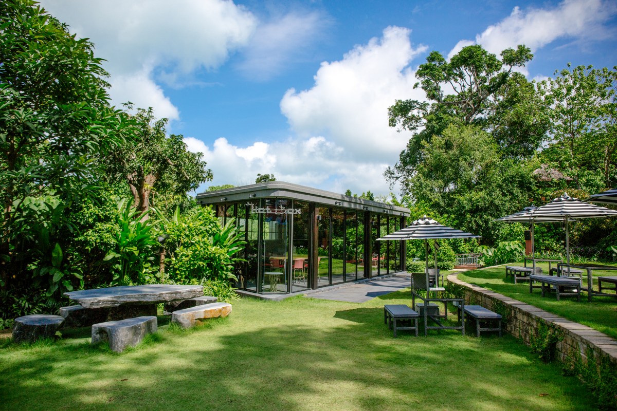 Baba Hot Box at Sri Panwa (Phuket) Sharing Set for 2 Persons