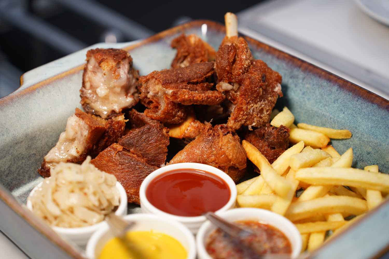Top Knot Rooftop Bar & Restaurant at Hotel Once Bangkok Sharing Set for 2 People [Sun-Thu]