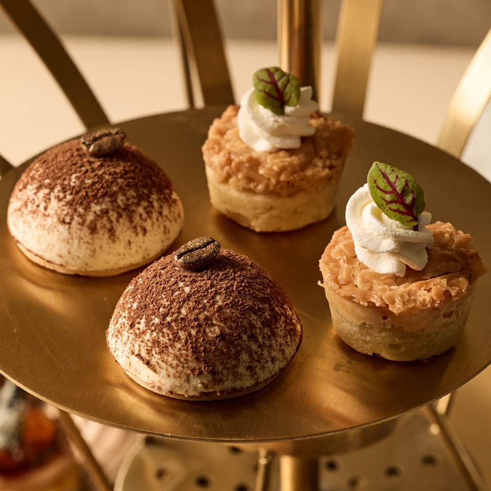 Cafe Claire by Oriental Residence 🗼🇫🇷 Afternoon tea L’ÉTÉ - Paris set For 4 Person 