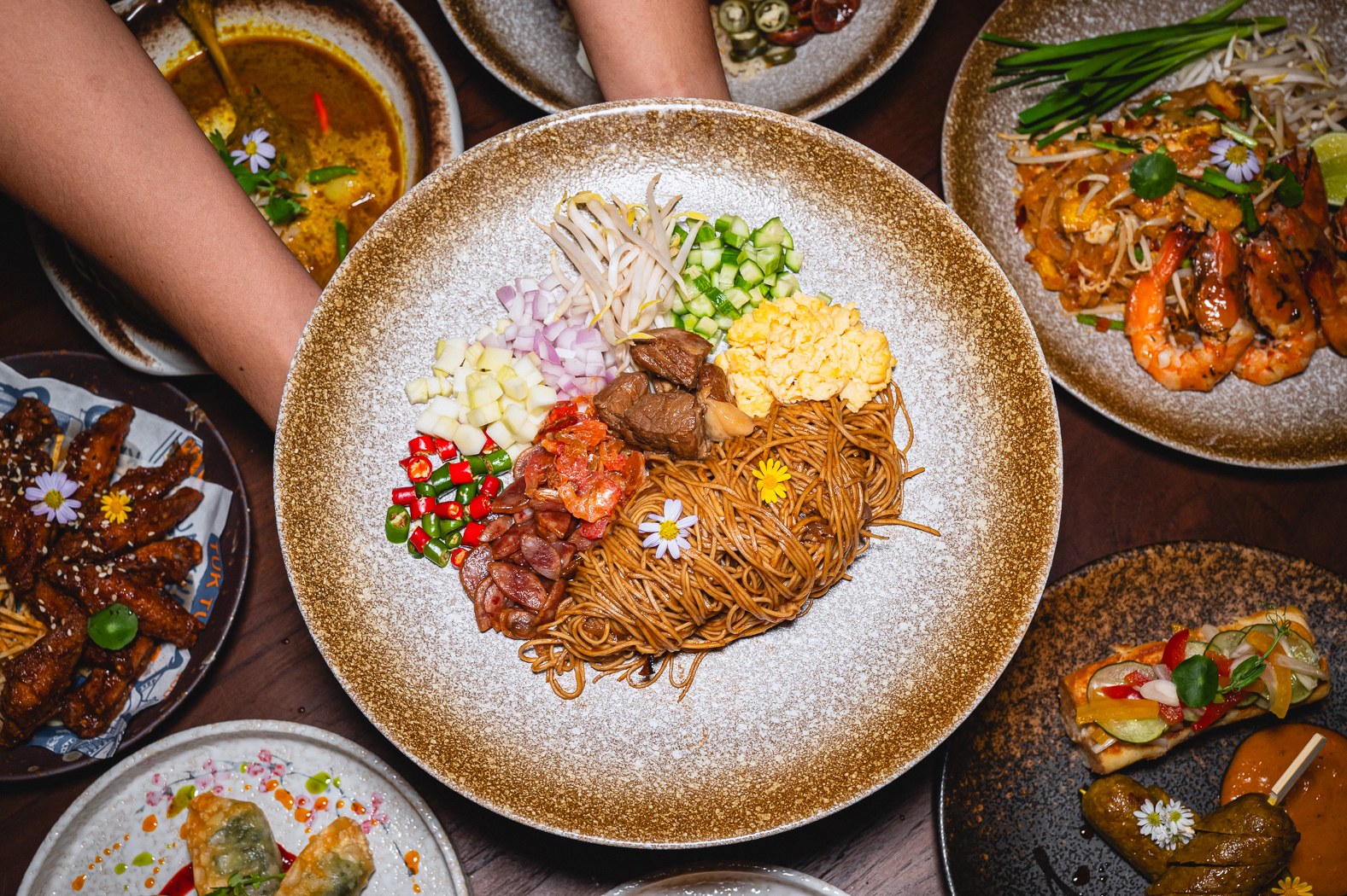 168 YĪ LIÙ BĀ  Sharing Set for 2 People with 6 Wine