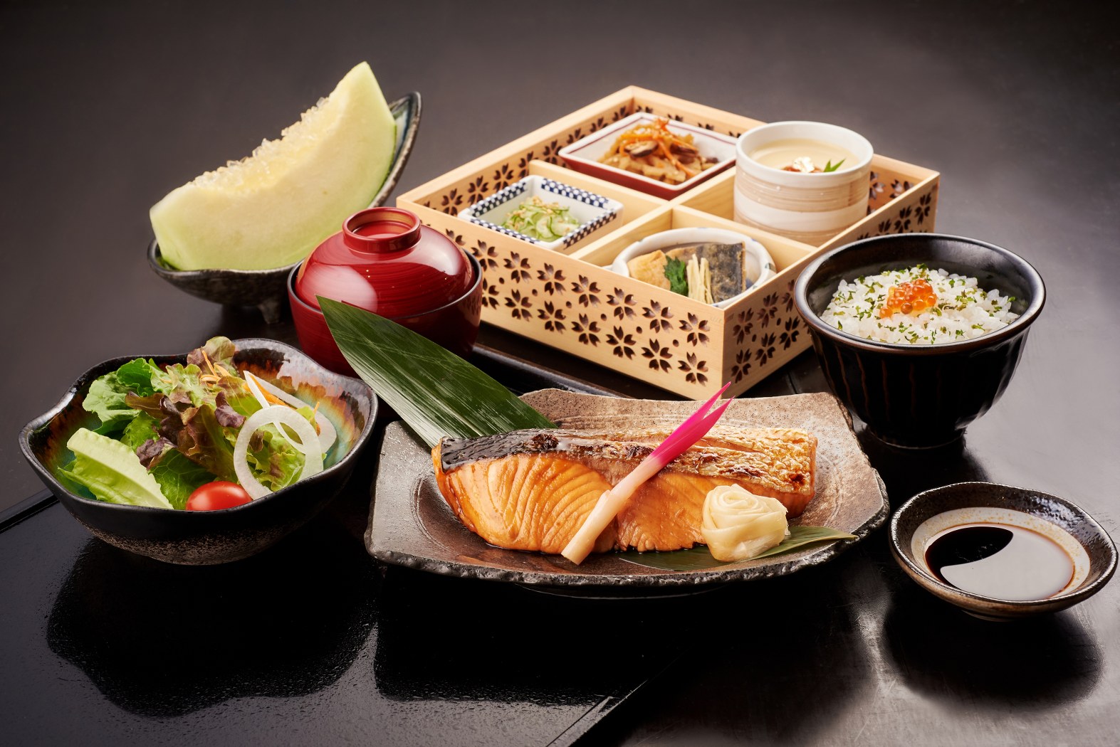 Hou Yuu QSNCC Gozen - Grilled Salmon Saikyo Yaki