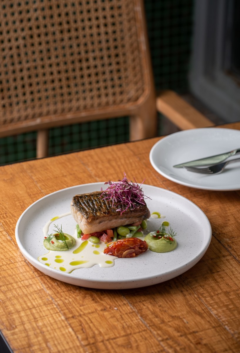 Dusit Gourmet at Baan Dusit Thani Sharing Set for 3 People