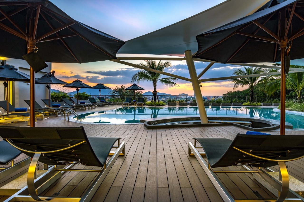 SkyView Patong Staycation (Phuket) Mountain View Suite with Credit Voucher 1,000 baht!