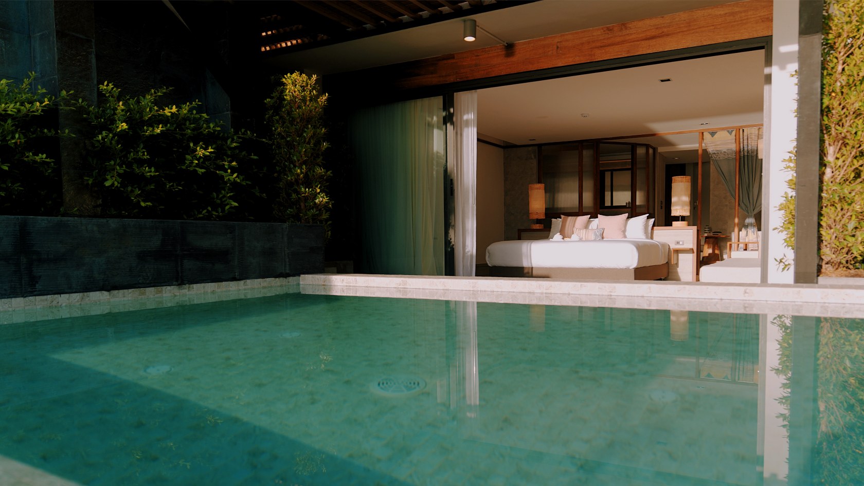 Sichon Tesoro Staycation (Nakhon Si Thammarat) Premium Ocean Front View Pool Access 1 Night