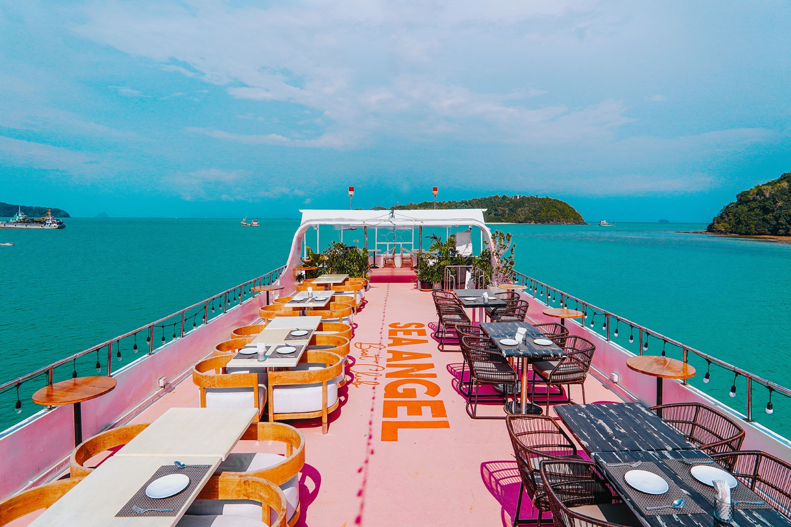 ซีแองเจิลโบ็ทคลับ (ภูเก็ต) Romantic Sunset Cruise per Person