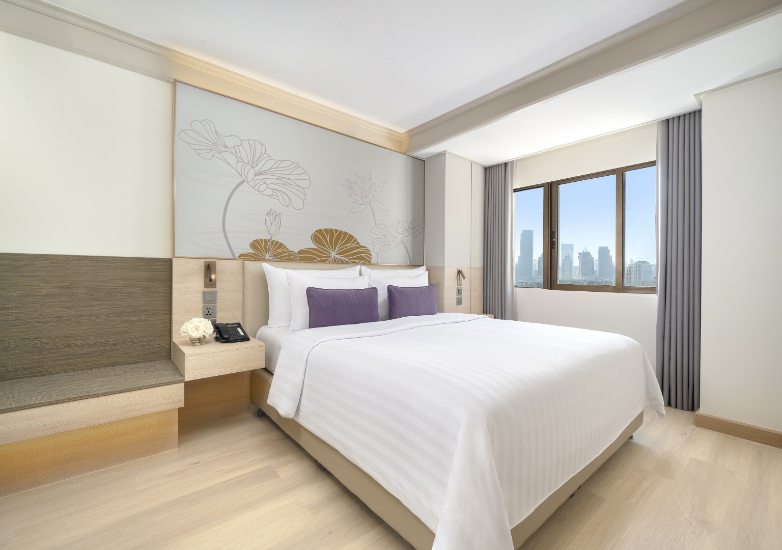Centre Point Hotel Sukhumvit 10 Staycation 1 Night at One Bedroom Junior Suite with F&B Credit 2,000 Baht for 2 People