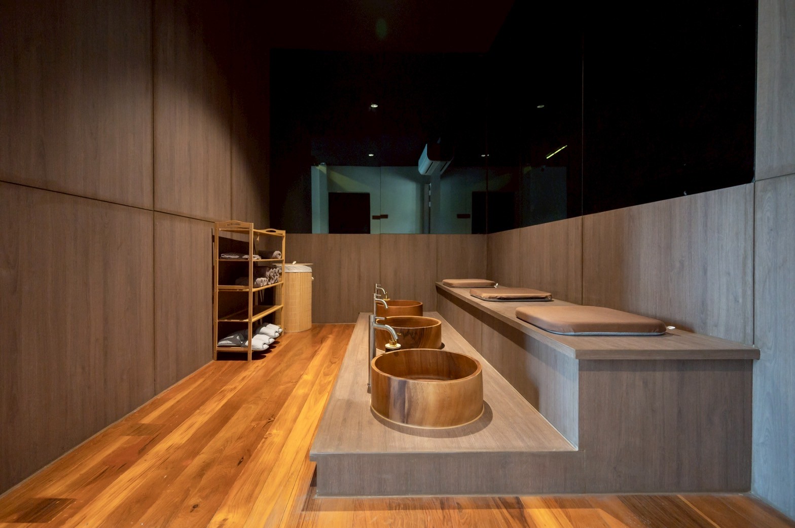 Totonoi Sauna & Onsen整  Private VIP zone and Japanese Set Food