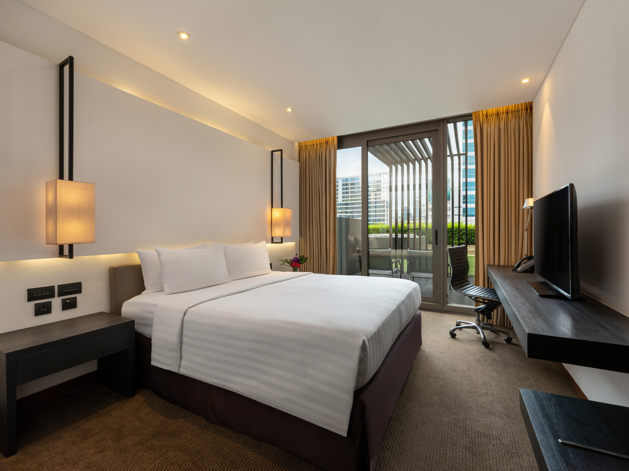 Amara Bangkok Hotel Staycation 1 Night at Club Cabana Room for 2 People