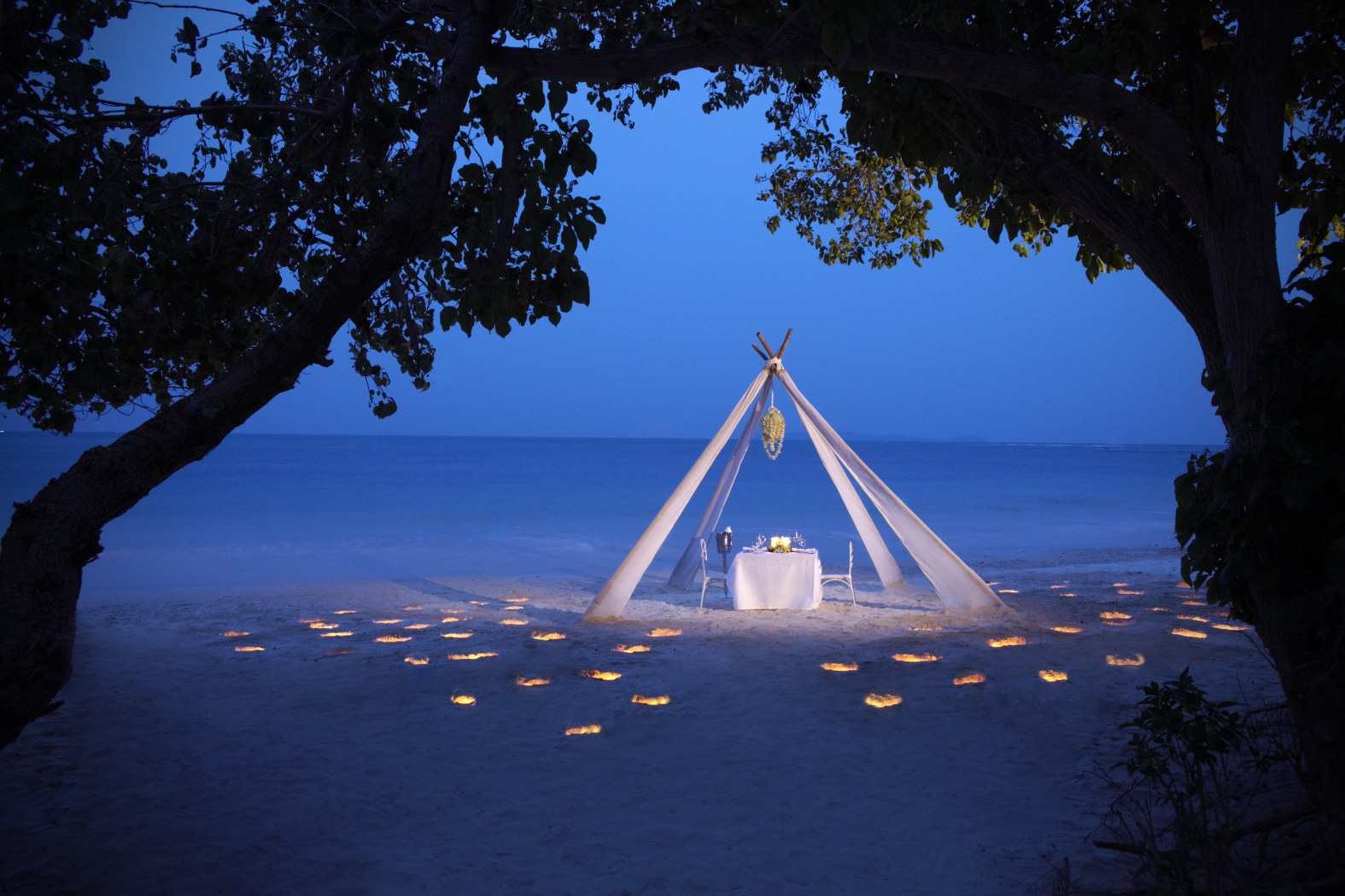 Private Dining at Cape Panwa Hotel (Phuket) Cape Panwa Cape Suite & Private Dinner