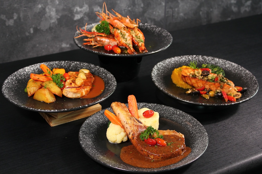 restaurant image