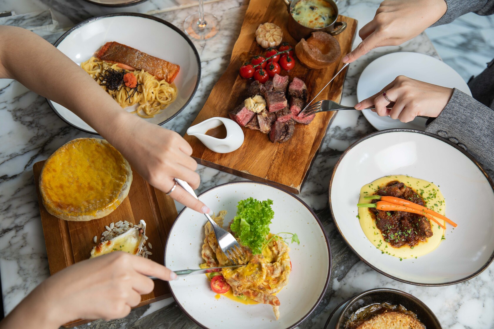 restaurant image