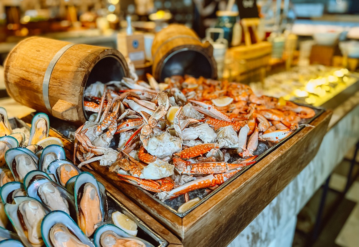 Food Exchange Restaurant AllDay Dining Buffet Novotel Bangkok