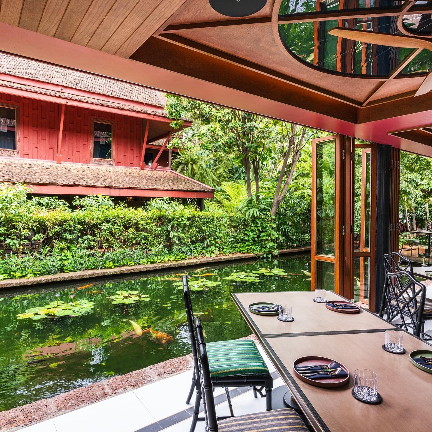 Jim Thompson, A Thai Restaurant