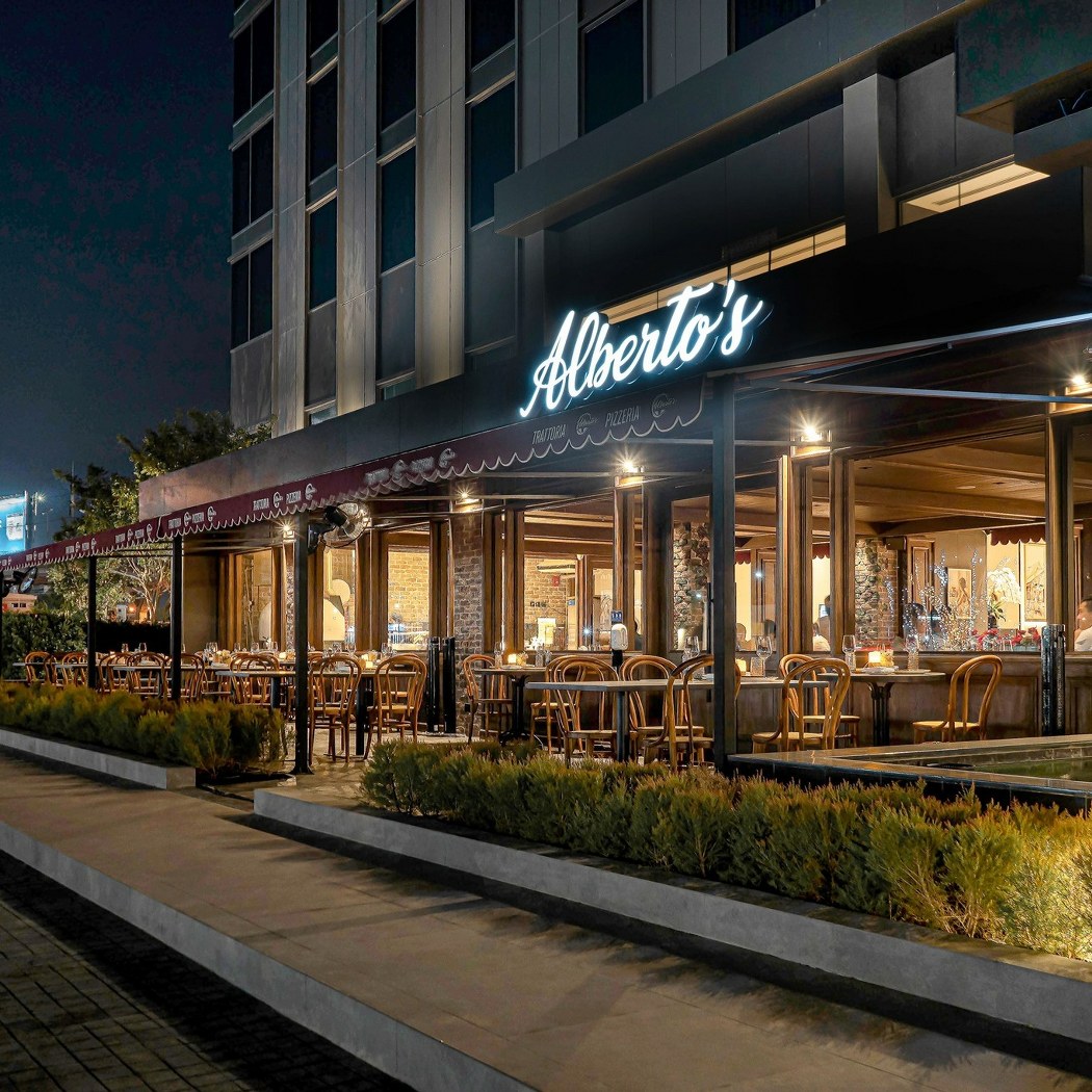 Alberto’s Pizzeria & Trattoria Novotel Bangkok Future Park Rangsit