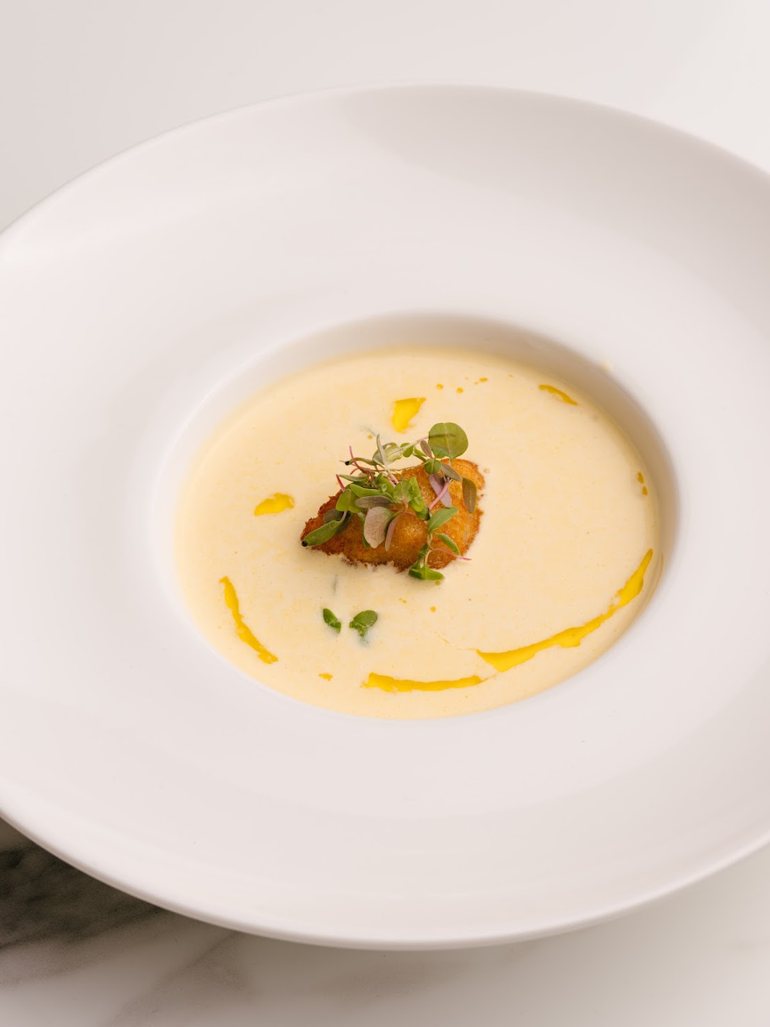 Le Vin Bistro And Wine Bar Fusion Cuisine & Wine InterContinental