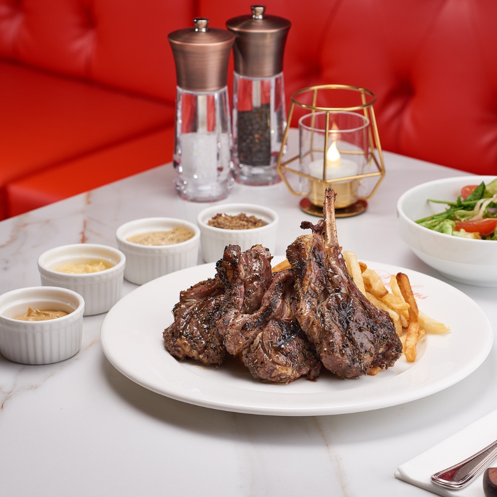 restaurant image