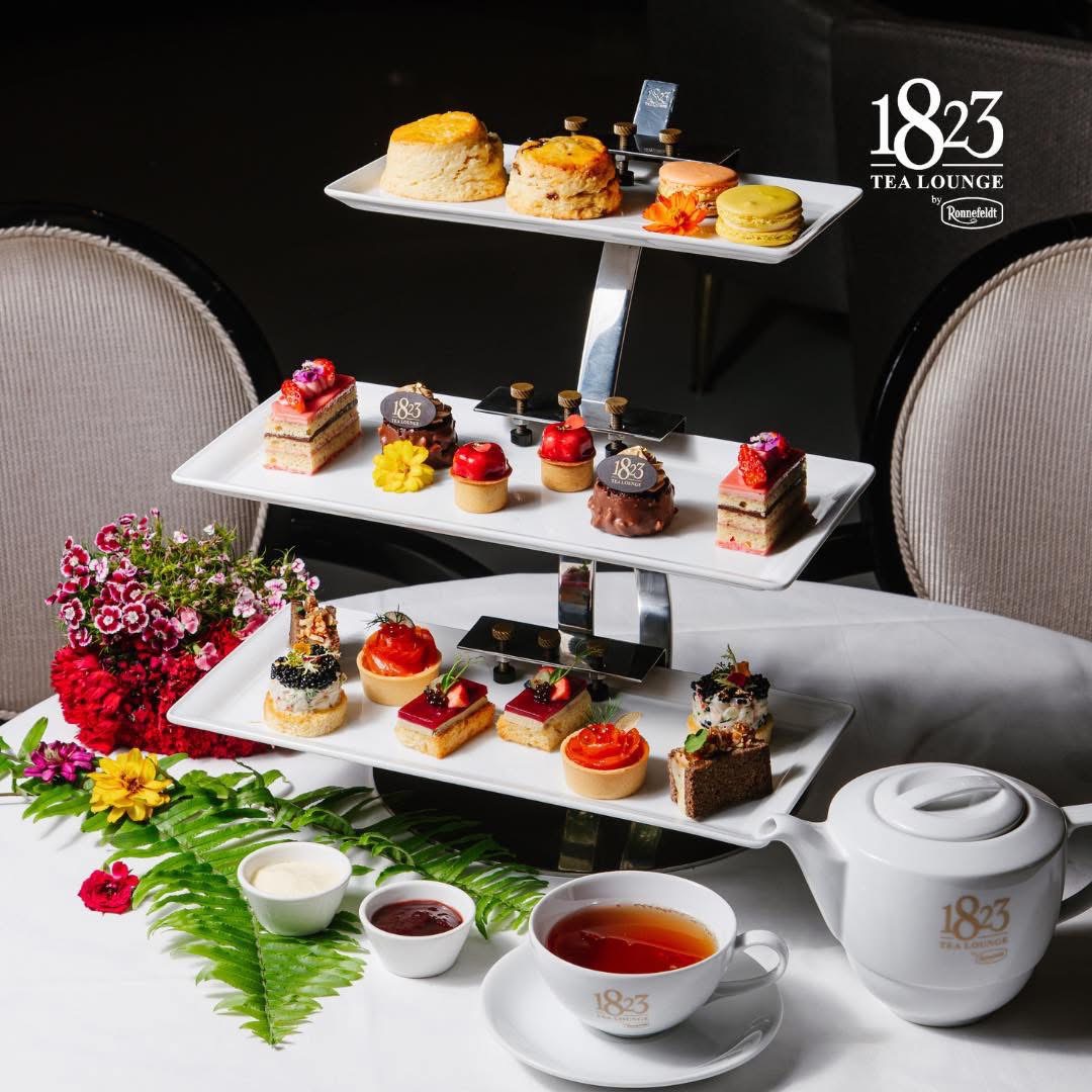 1823 Tea Lounge by Ronnefeldt
