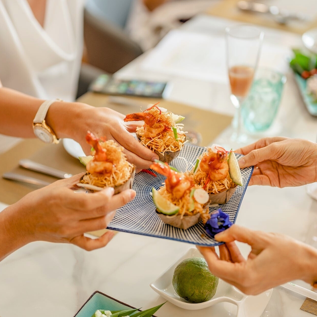 Treat Restaurant at Oakwood Hotel & Residence Bangkok 