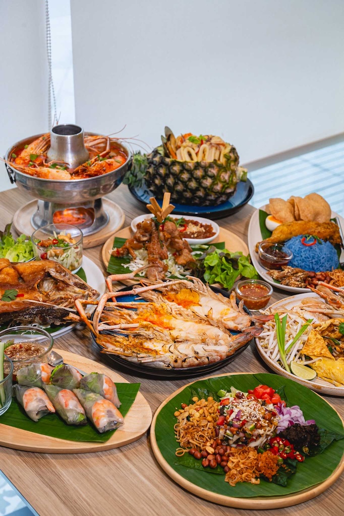 So asean Cafe & Restaurant - CW Tower